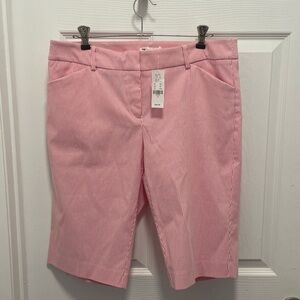 NWT-never worn-New York and Company Women’s Pink Striped Bermuda Shorts